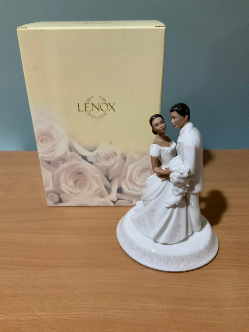 Lenox Wedding Promises Opal Innocence Ethnic Traditions Series Cake Topper (1 of 1)