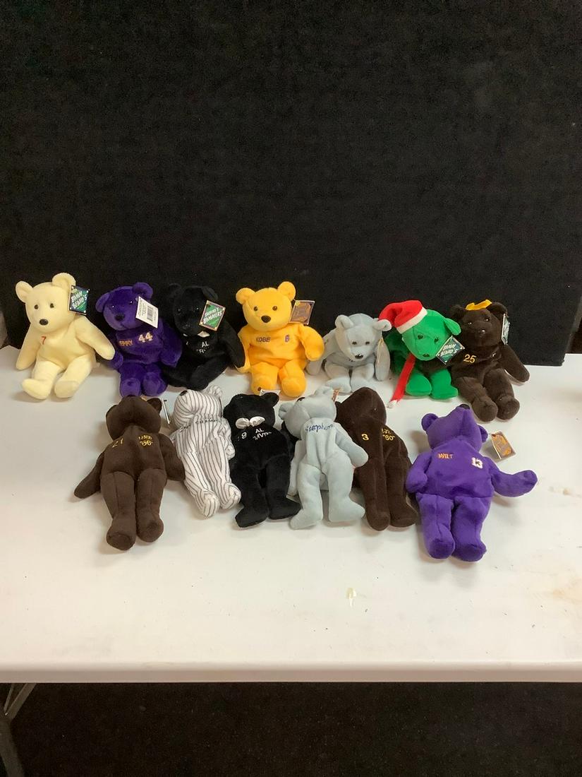 Lot of sports related teddy bears including Bamm Beano's, Gold'n Bears, and Salvino's Bammers: Lot of sports related teddy bears including Bamm Beano's, Gold'n Bears, and Salvino's Bammers