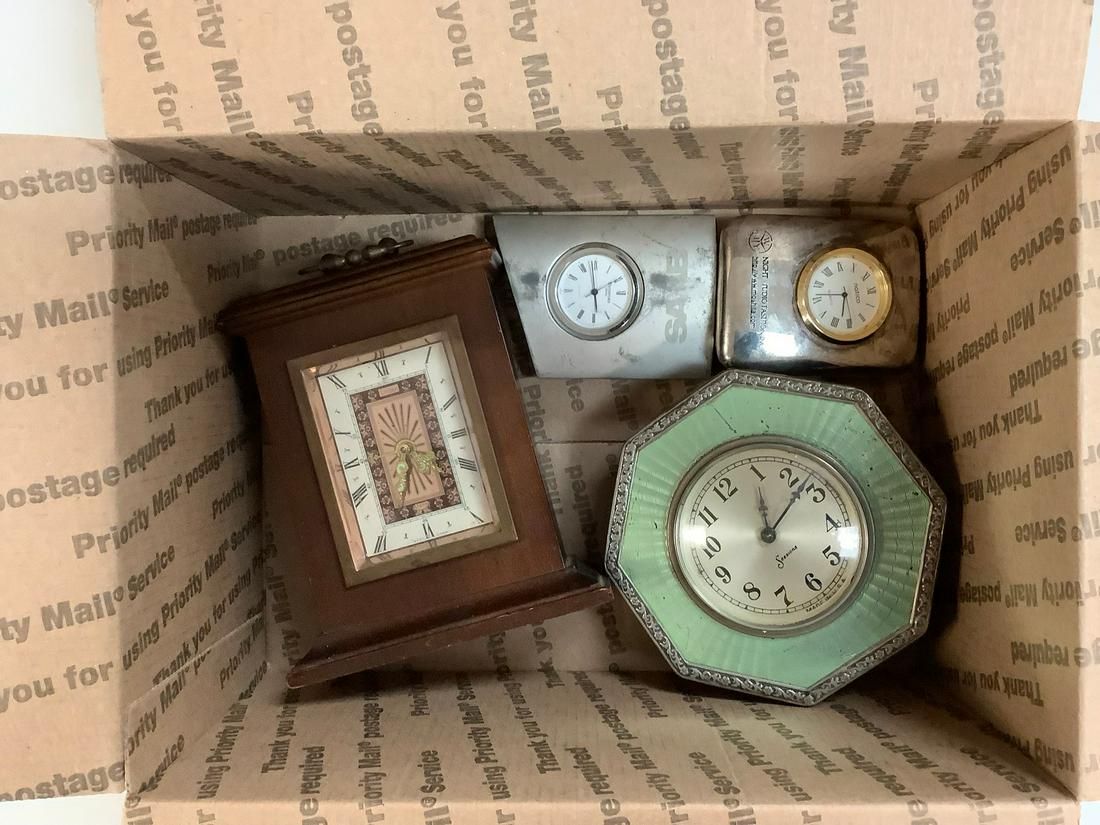 Lot of Clocks: Lot of Clocks