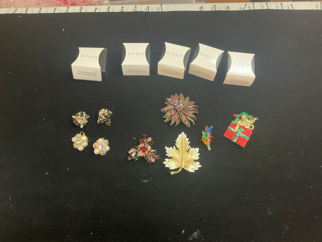 Lot of five Avon CZ studs, two sets of clip-on earrings, and five brooches (1 of 1)