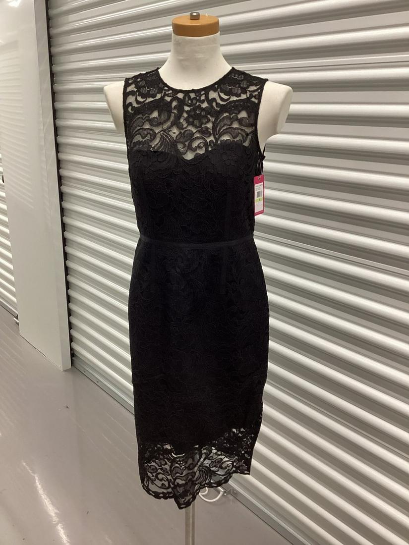 New With Tags Vince Camuto Lace Overlay Dress Size 4: New With Tags Vince Camuto Lace Overlay Dress Size 4