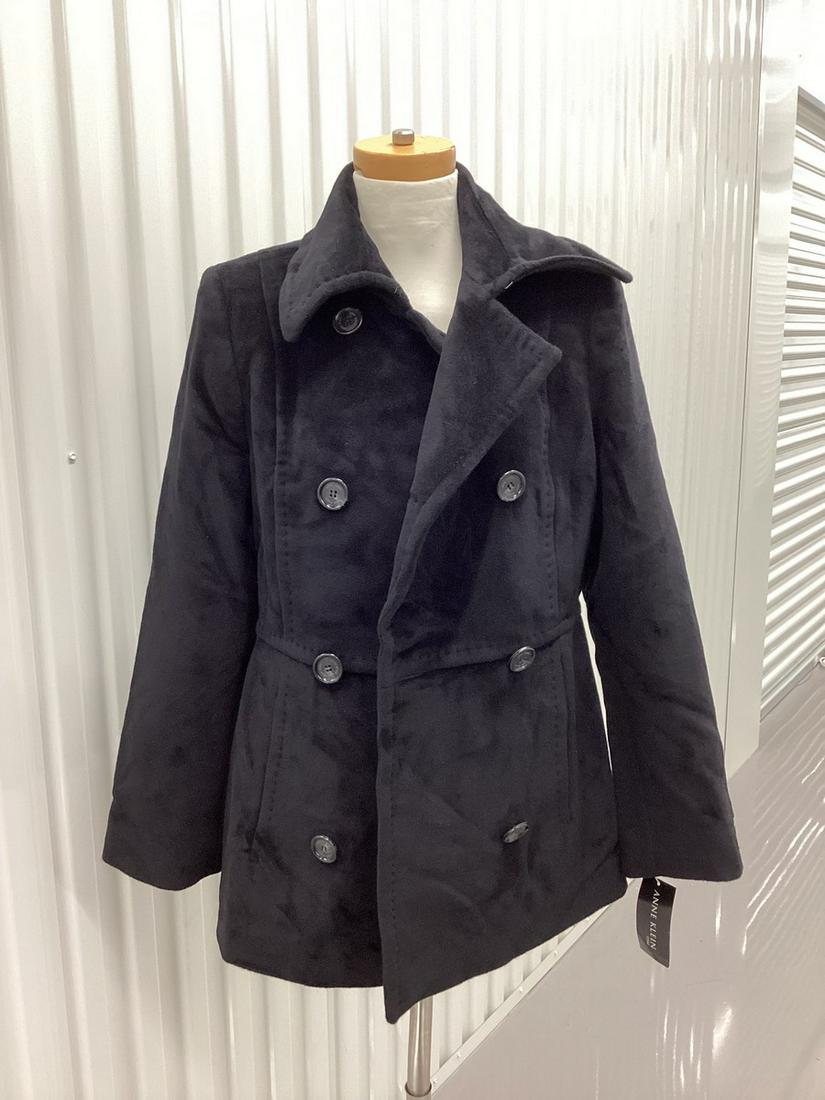 New With Tags Angora & Wool Blend Anne Klein Pea Coat Size 8: New With Tags Angora & Wool Blend Anne Klein Pea Coat Size 8