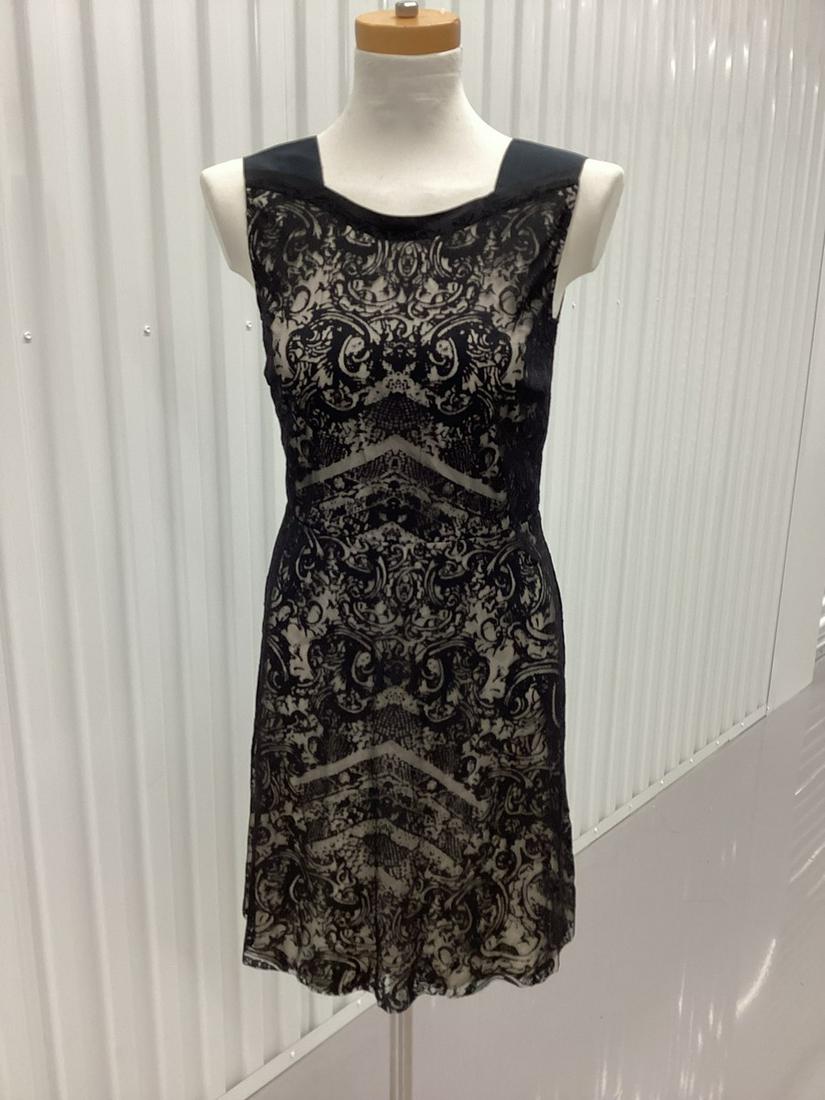 New With Tags Kenneth Cole Skylar Dress Size 2: New With Tags Kenneth Cole Skylar Dress Size 2