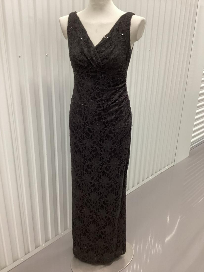 New with Tags Ralph Lauren Evening Lace & Sequin Side Split Floor Length Dress Size 4: New with Tags Ralph Lauren Evening Lace & Sequin Side Split Floor Length Dress Size 4