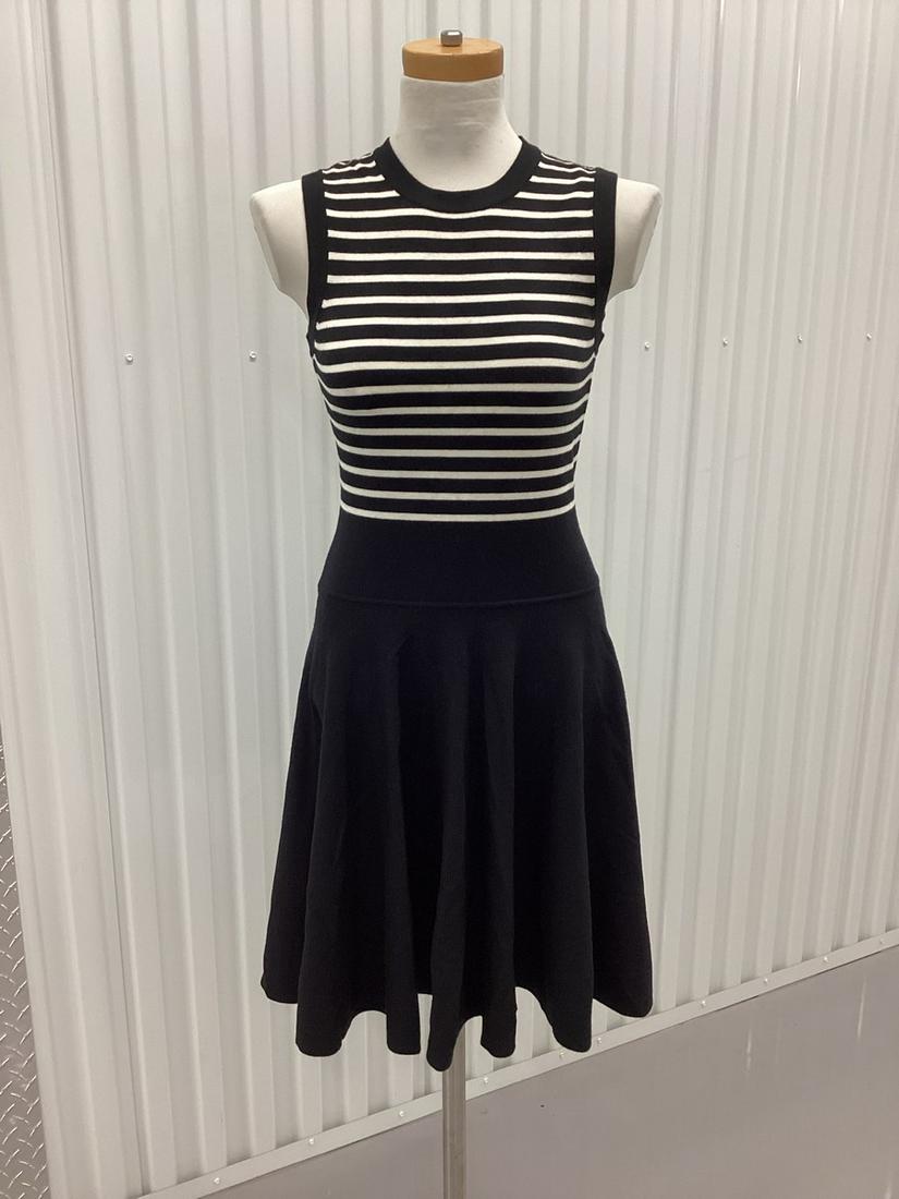 New With Tags Michael Kors Dress Size M: New With Tags Michael Kors Dress Size M