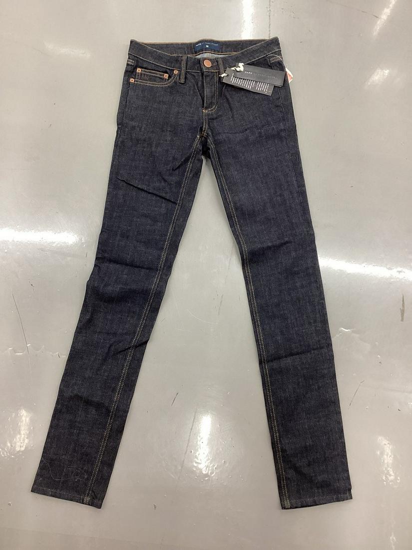 NWT Marc by Marc Jacobs Dark Wash Jeans Size 26: NWT Marc by Marc Jacobs Dark Wash Jeans Size 26