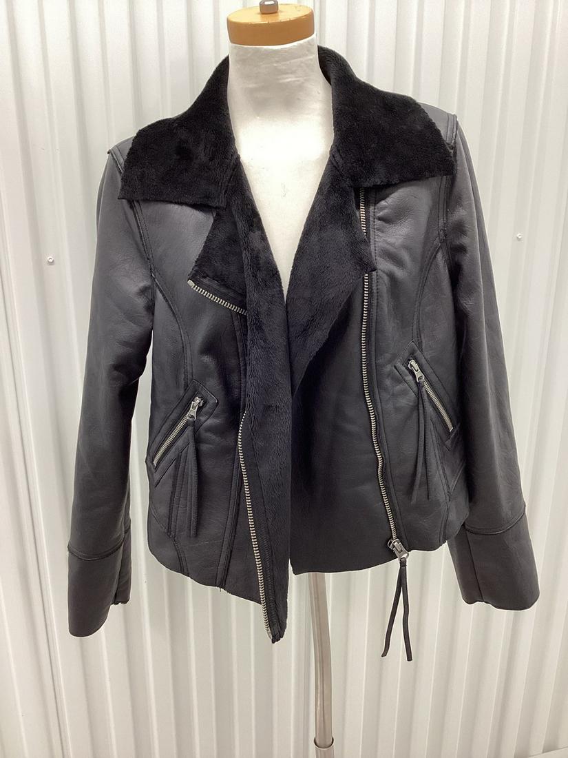 Two by Vince Camuto Short Jacket No Size: Two by Vince Camuto Short Jacket No Size