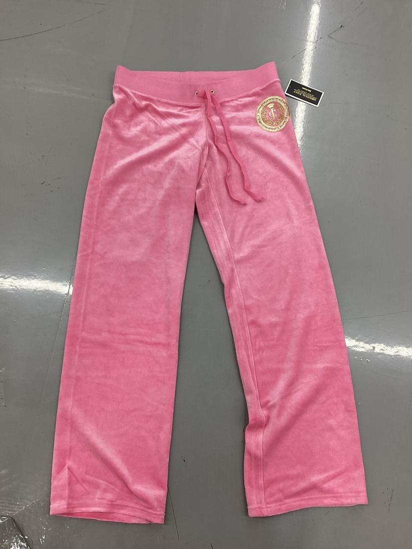 NWT Juicy Couture Cameo Medallion Logo Velour Pants Size M: NWT Juicy Couture Cameo Medallion Logo Velour Pants Size M