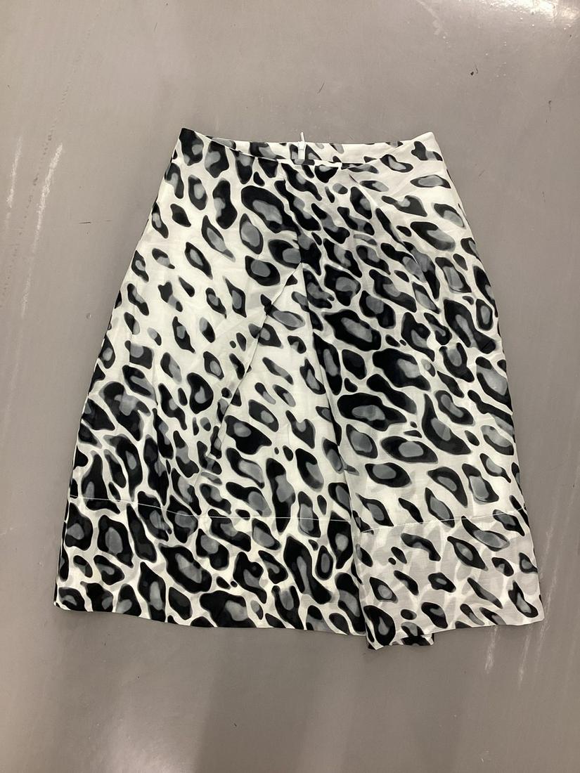 Hugo Boss Leopard Print Skirt Size 6: Hugo Boss Leopard Print Skirt Size 6