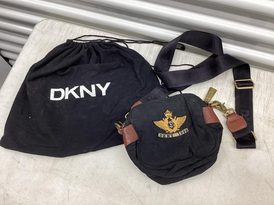 Vintage 1992 DKNY Purse with Dust Bag (Used Condition): Vintage 1992 DKNY Purse with Dust Bag (Used Condition)