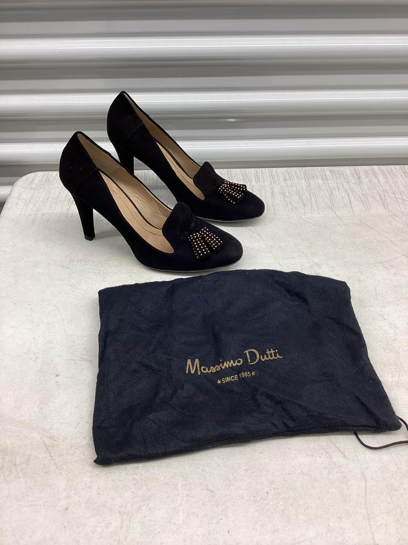 Massimo Dutti Made in Spain Leather Suede Pumps Tassle Accent with Dust Bag Size 40: Massimo Dutti Made in Spain Leather Suede Pumps Tassle Accent with Dust Bag Size 40