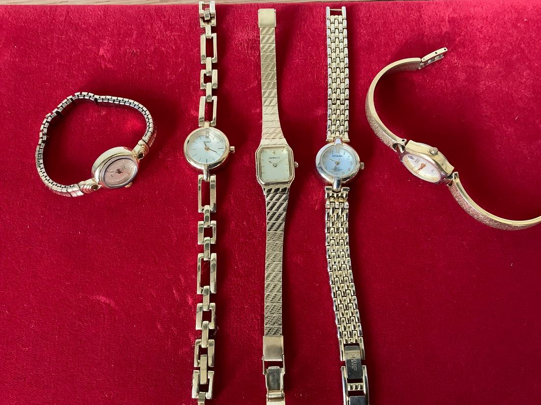 Lot of Watches, Timex, Sharp, Caravelle and more, need batteries (1 of 1)