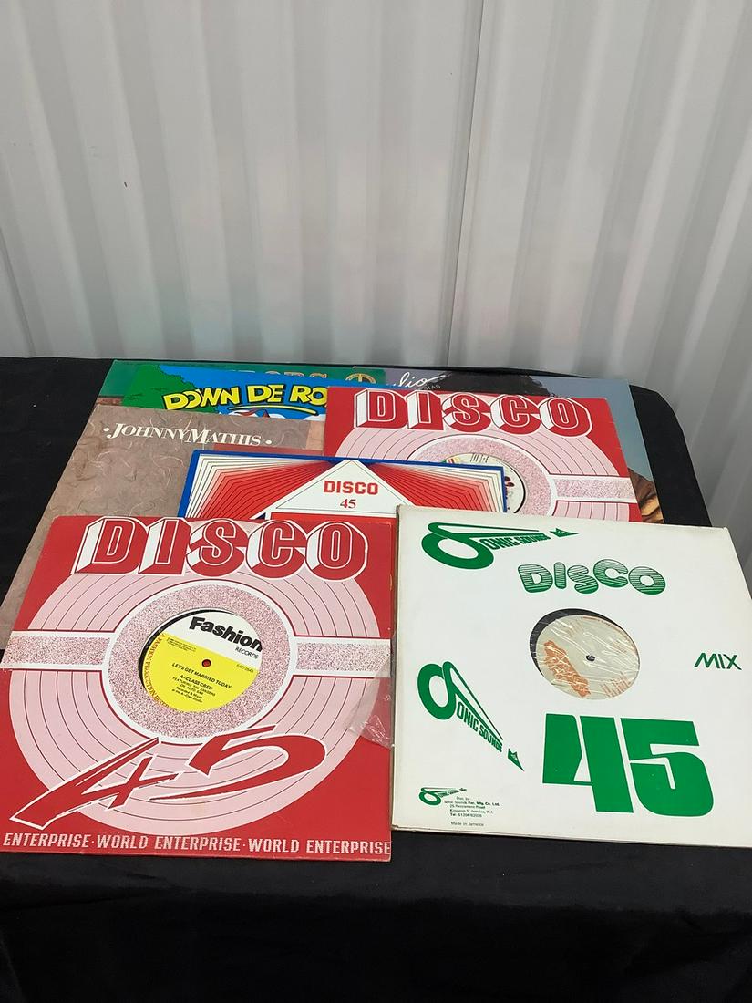 Lot of Albums including Johnny Mathis, Julio Inglesias, Disco and more: Lot of Albums including Johnny Mathis, Julio Inglesias, Disco and more