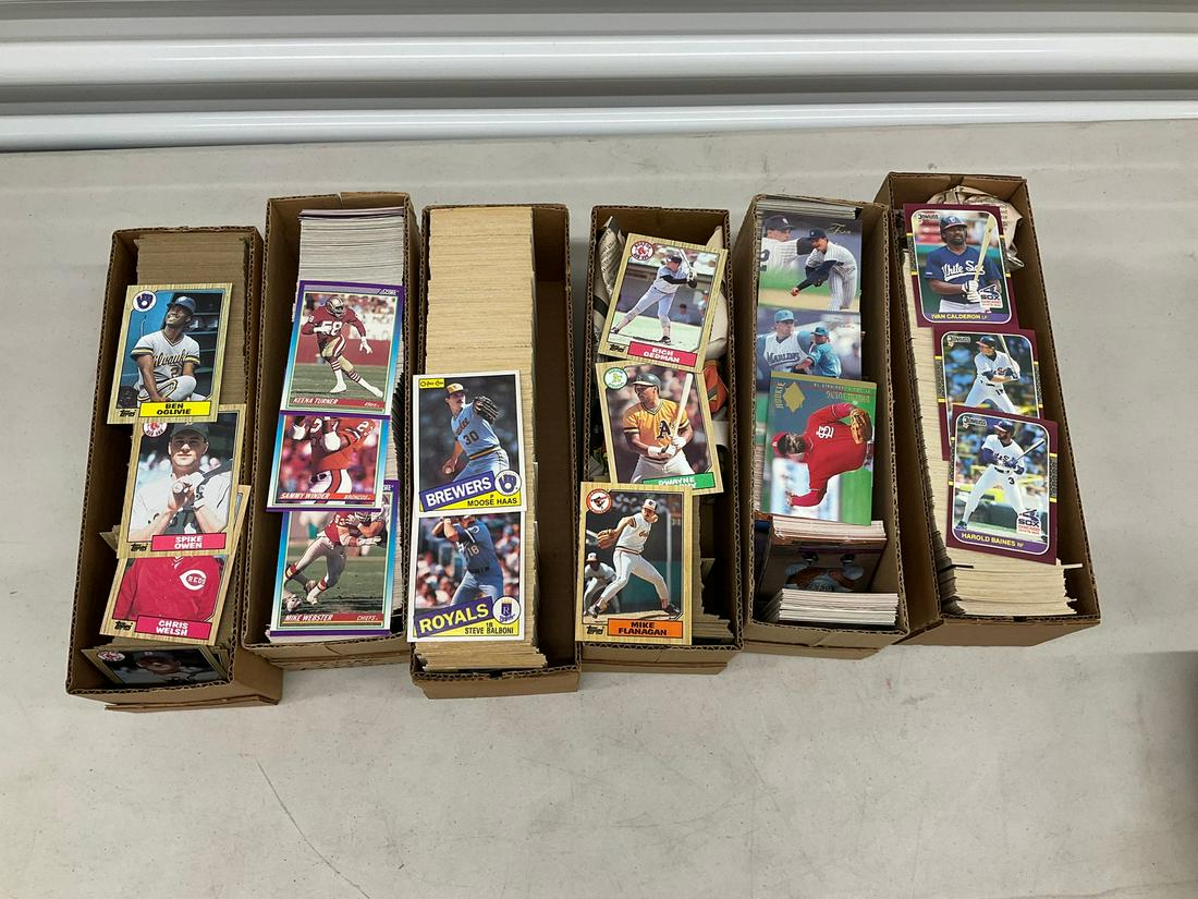 Large Lot of Assorted Baseball Cards (1 of 1)