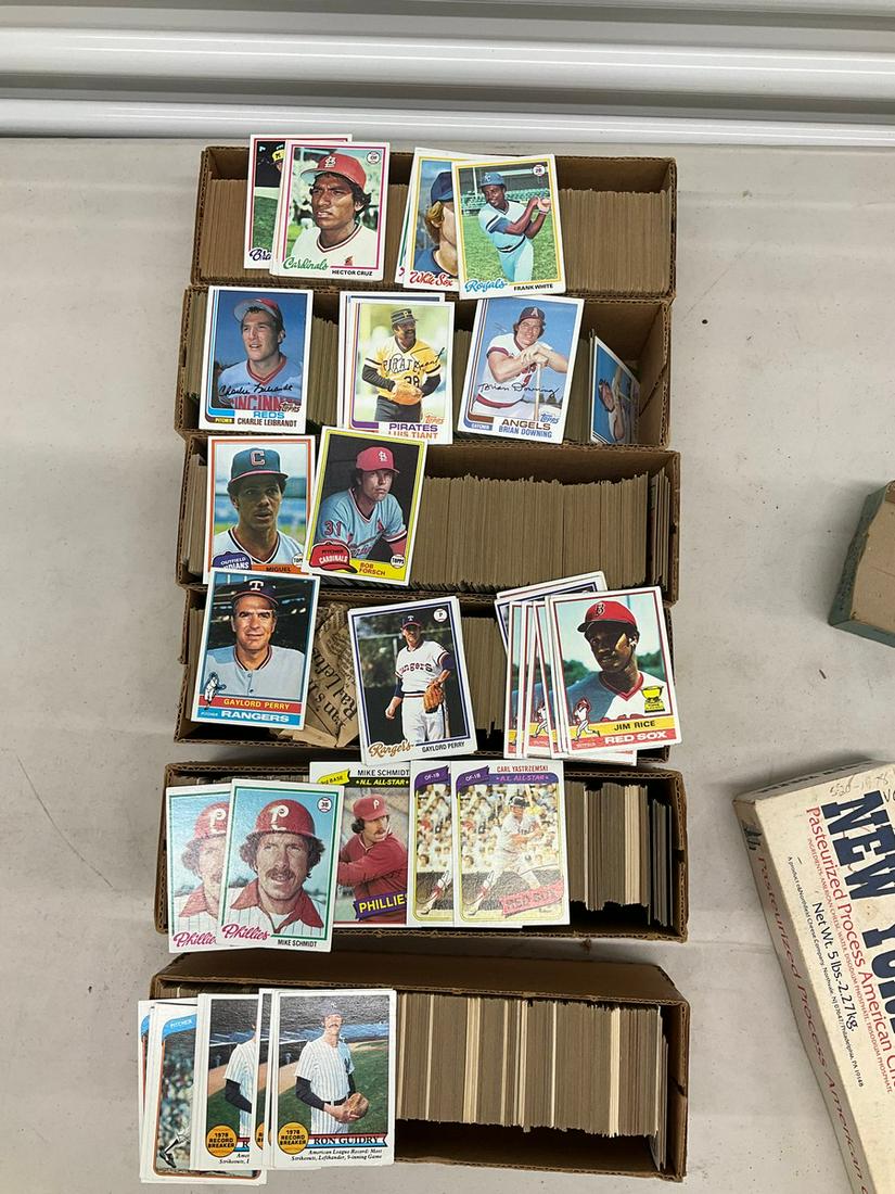 Large Lot of Assorted Baseball Cards 1978 and more (1 of 1)