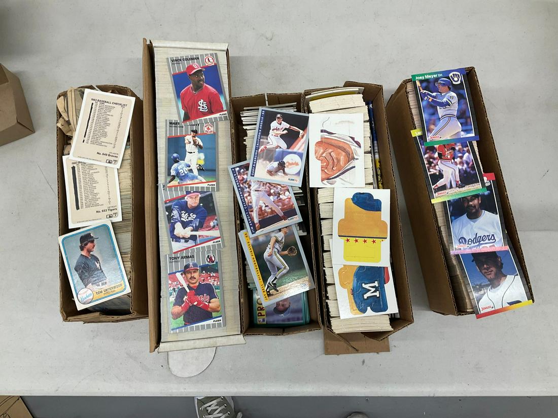 Large Lot of Assorted Baseball Cards (1 of 1)