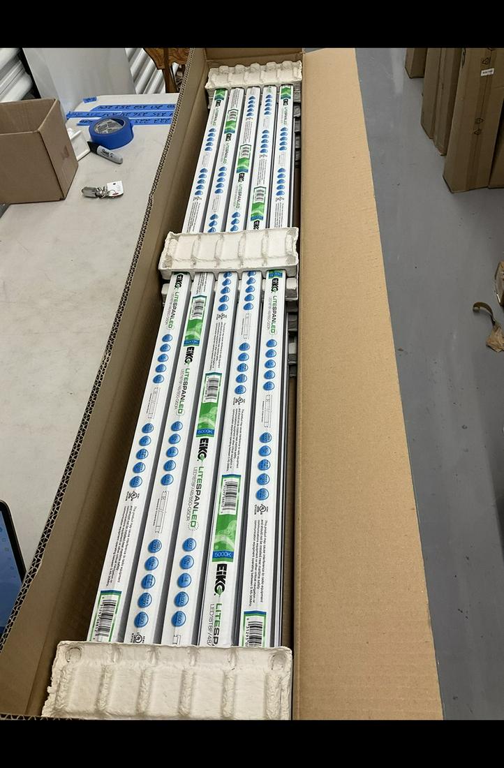 Lot of Eiko Advantage LED T8 Linear 5000K lights: 49" long