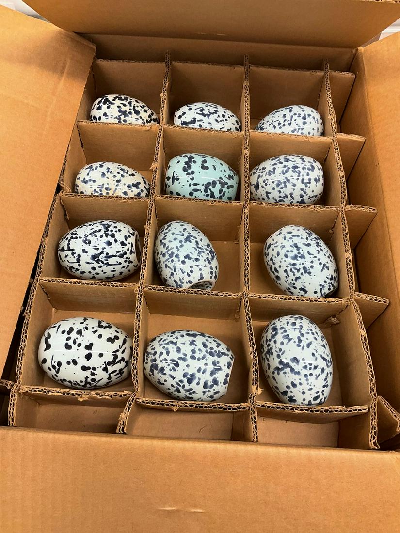 Lot of decorative egg candle holders (1 of 1)