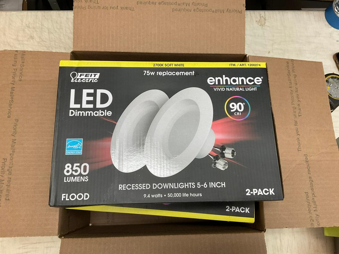 3 Enhance soft white recessed downlights 5-6 inchess: 3 Enhance soft white recessed downlights 5-6 inchess