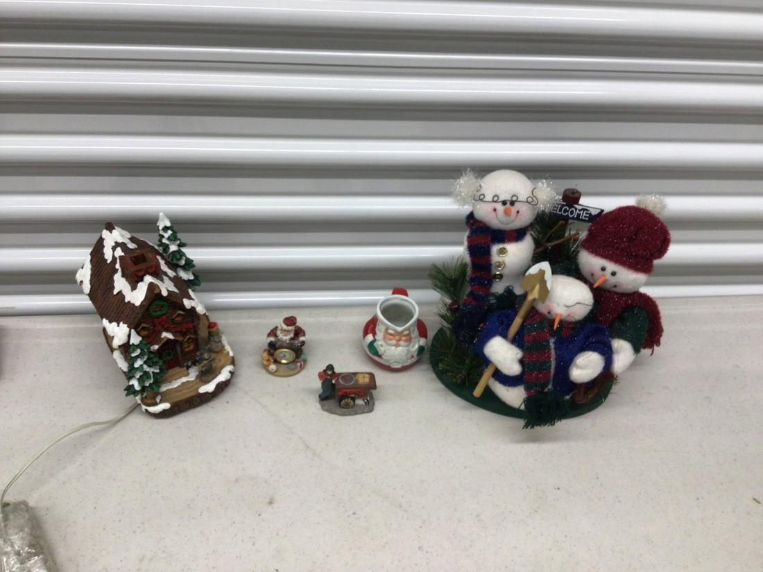 Lot of assorted christmas decorations (1 of 1)
