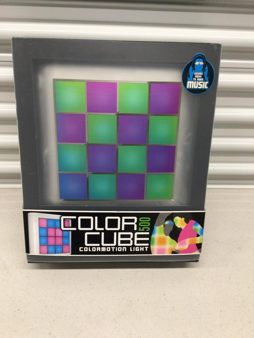 Color 500 cube comfort color motion light (1 of 1)