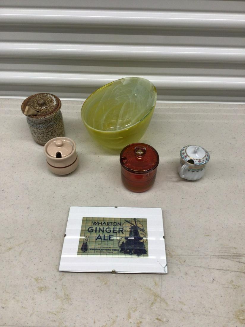 Vintage ginger ale print, decorative art glass bowl, and cute little cups (1 of 1)