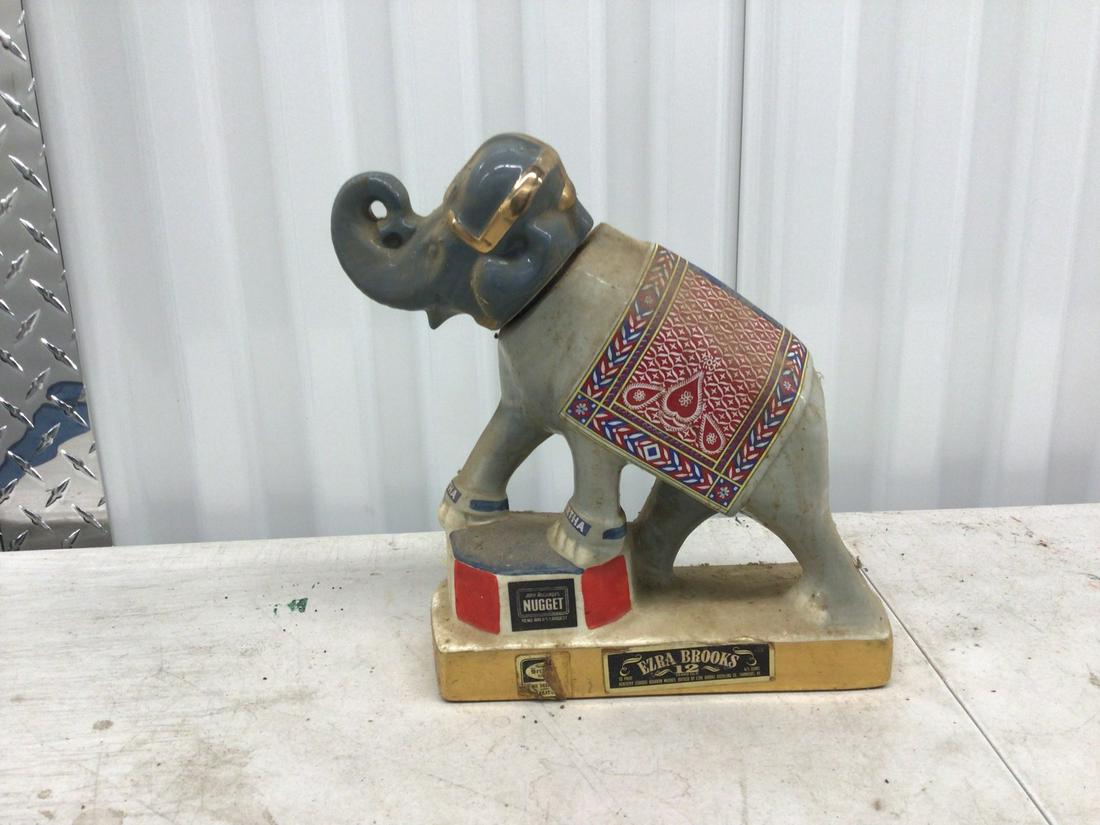 Vintage Ezra Brooks elephant decanter (1 of 1)