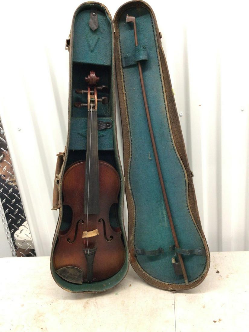 Vintage violin in case with bow (missing strings, horse hair, and more) (1 of 1)