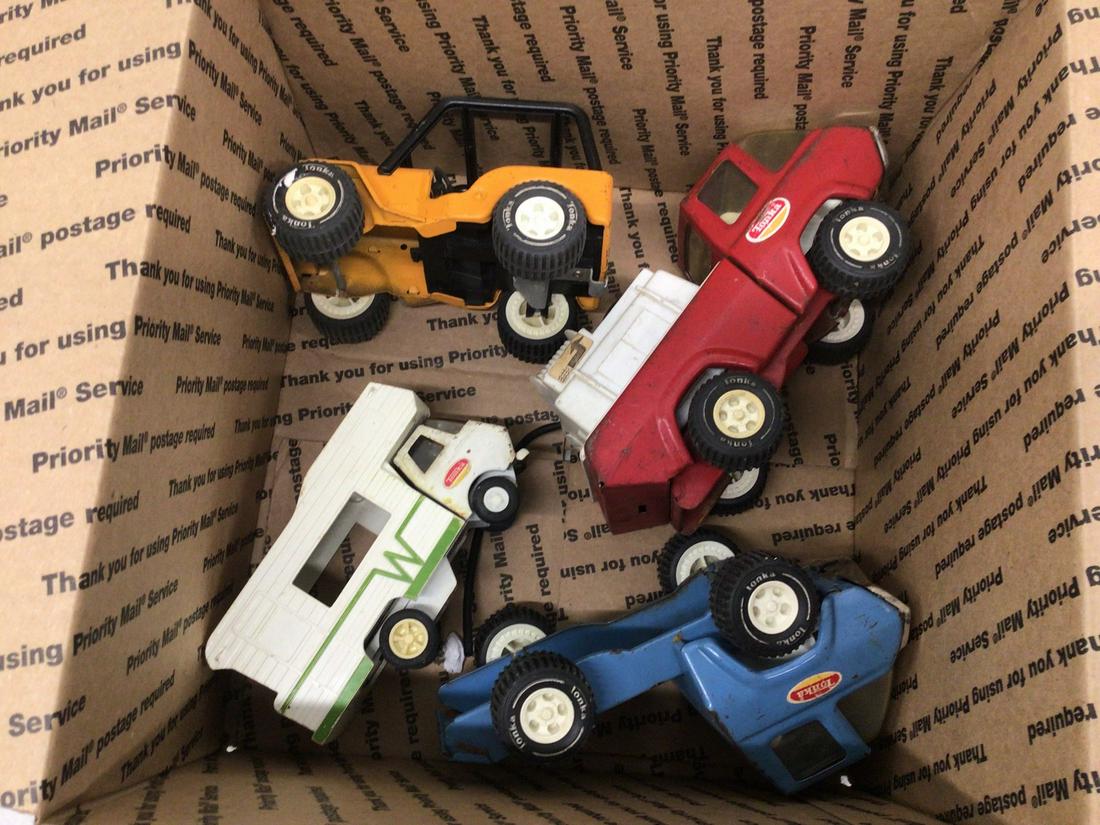 Lot of three vintage Tonka trucks (1 of 1)