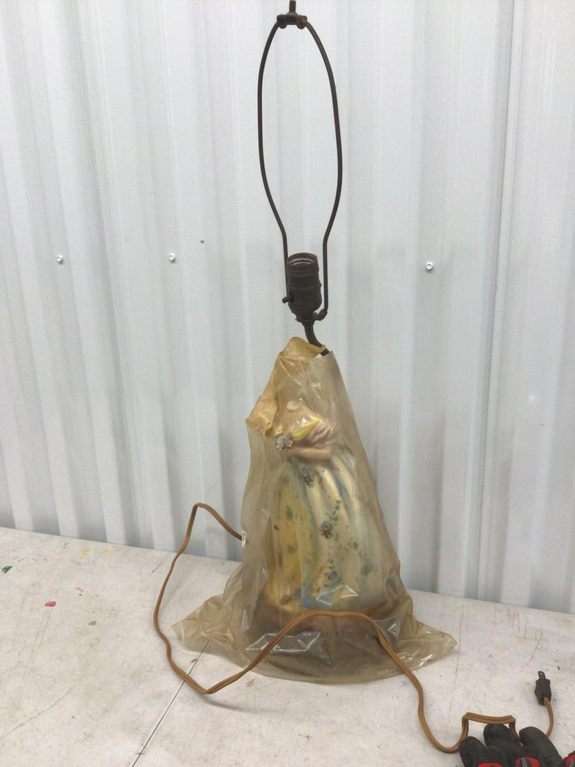 Antique ceramic sculpted lamp with power cord (1 of 1)