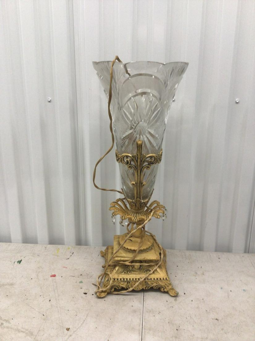 Fancy metal and glass lamp with cord: 20"