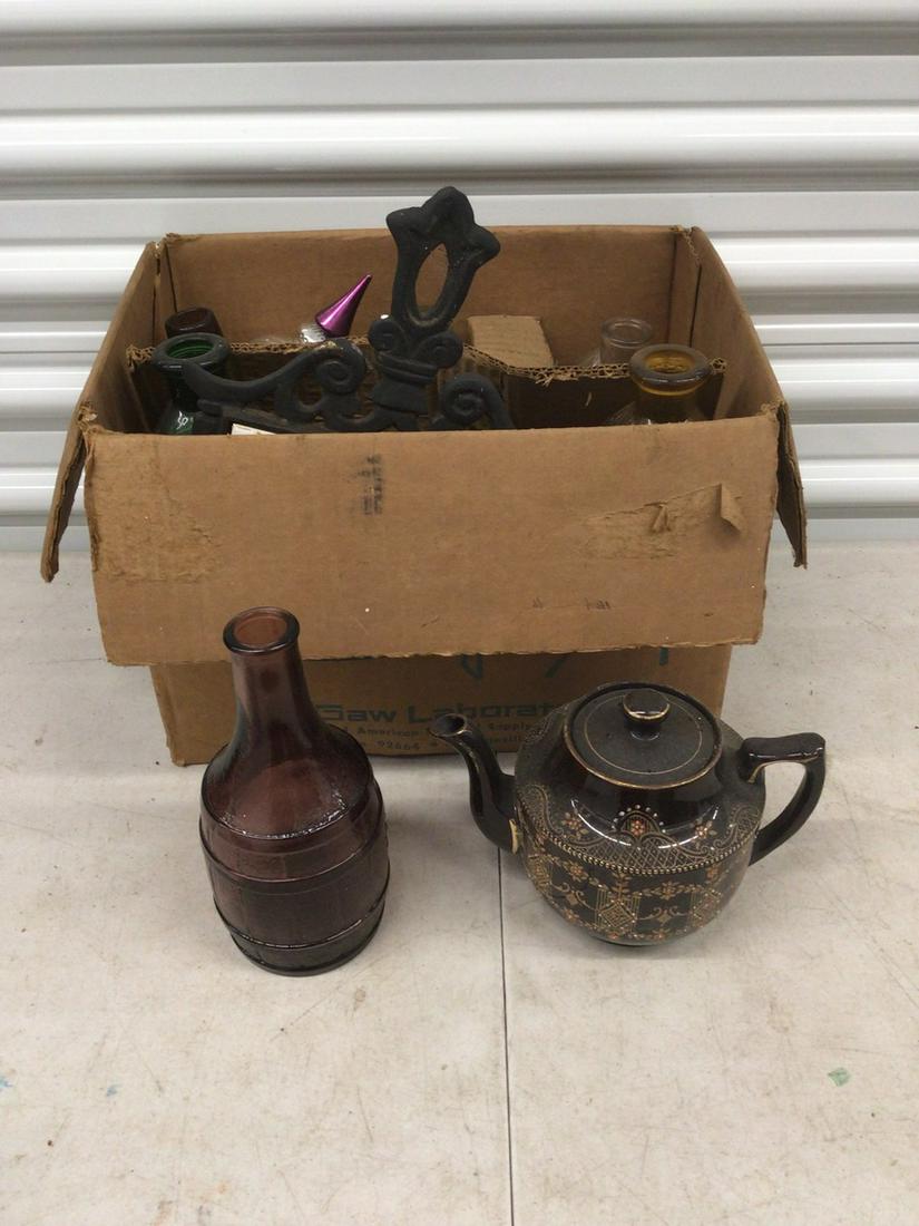 Decorative teapot, bottles, and more (1 of 1)