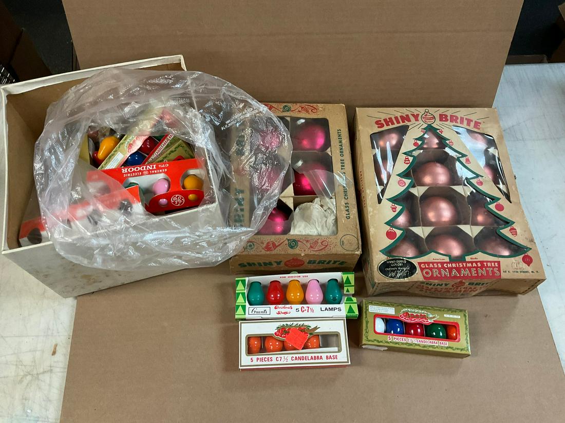 Shiny Brite glass ornaments and vintage colored glass Christmas bulbs: Shiny Brite glass ornaments and vintage colored glass Christmas bulbs