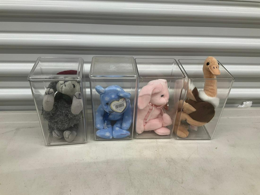 Lot of 4 beanie babies: Lot of 4 beanie babies