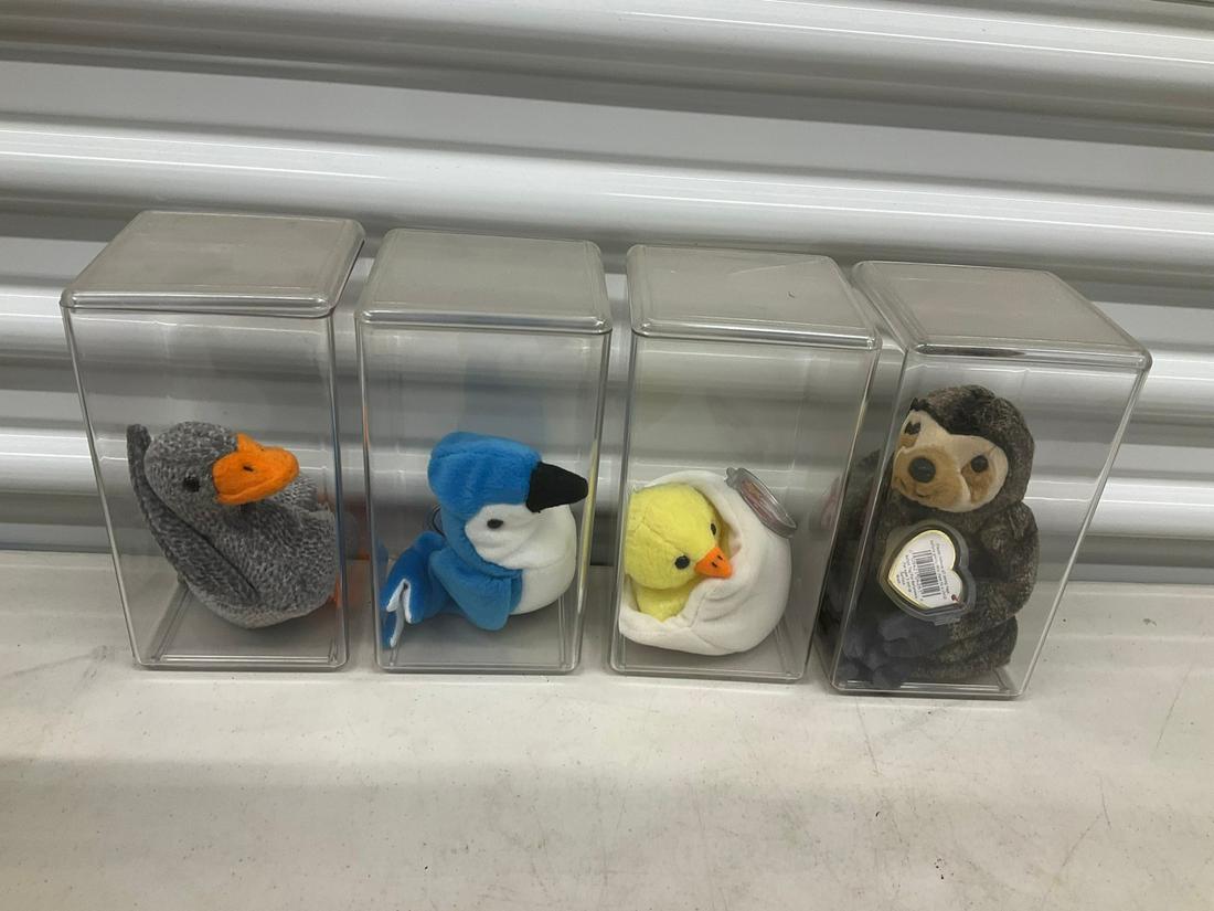 Lot of 4 beanie babies: Lot of 4 beanie babies