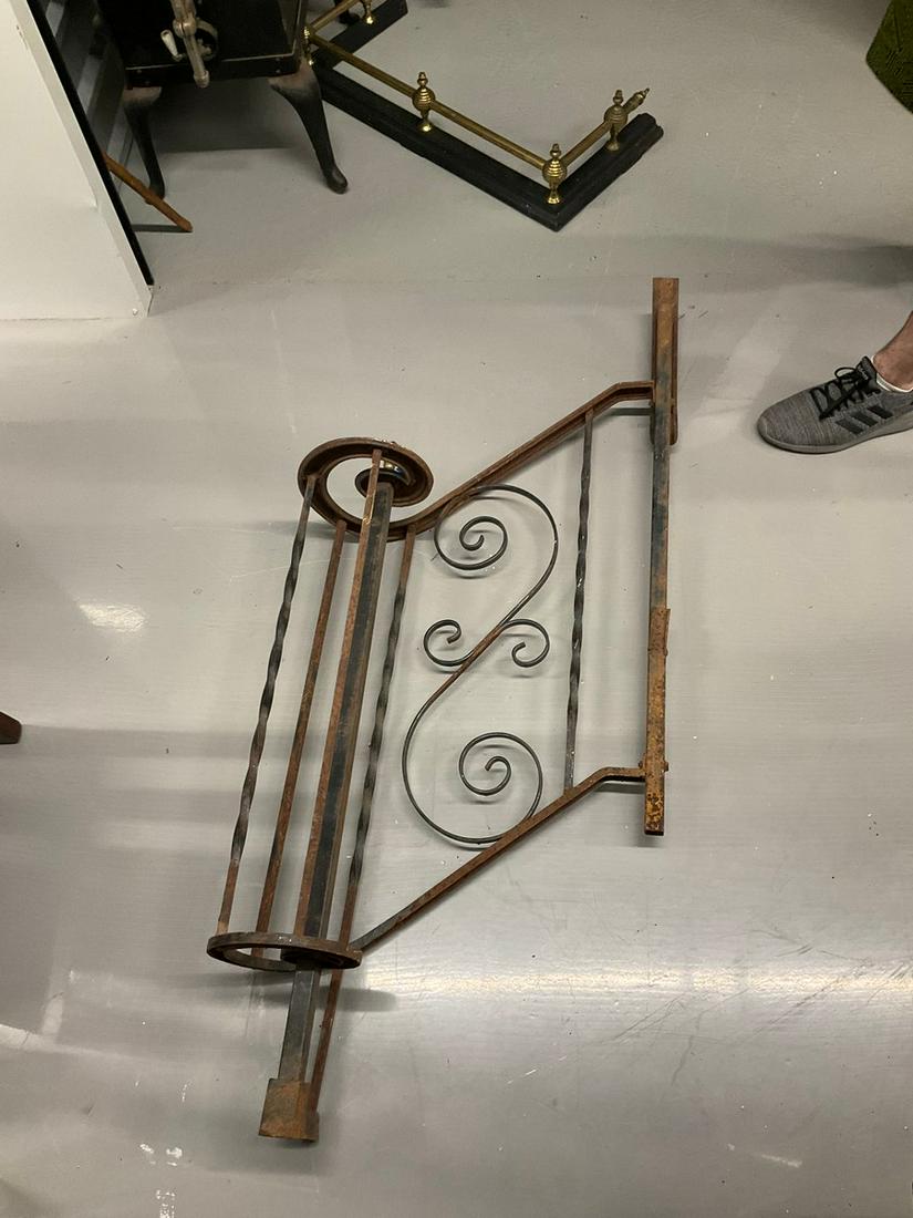 Vintage cast iron stair railing 37 x 23: Vintage cast iron stair railing 37 x 23