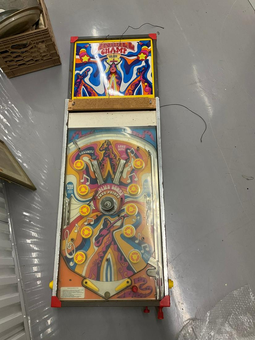 vintage pinball champ pinball machine 19x56: vintage pinball champ pinball machine 19x56