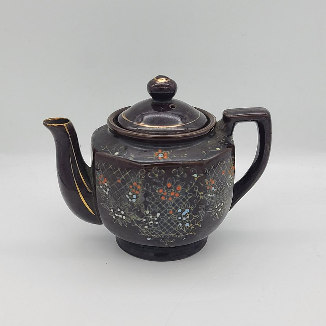 Vintage Handpainted Teapot Signed Made in Japan 6x7" (1 of 1)