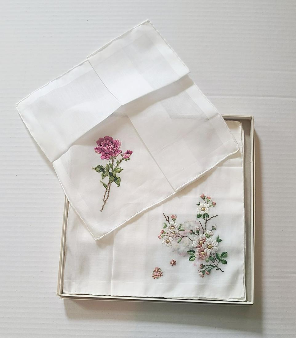 New Embroidered Vintage Hankerchiefs: New Embroidered Vintage Hankerchiefs