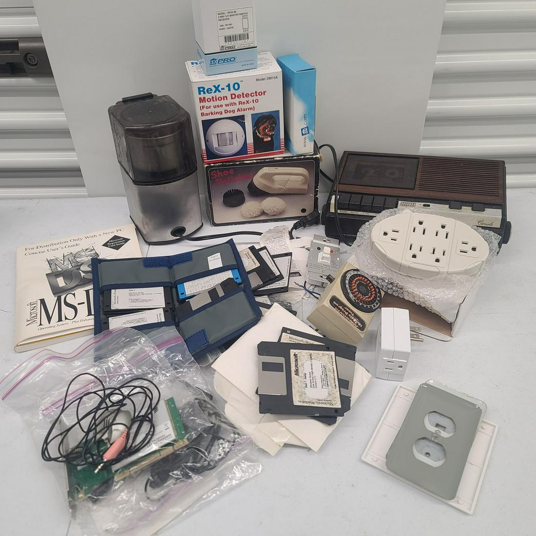 Lot of vintage household electronics and hardware, cassette recorder, and coffee grinder (1 of 1)