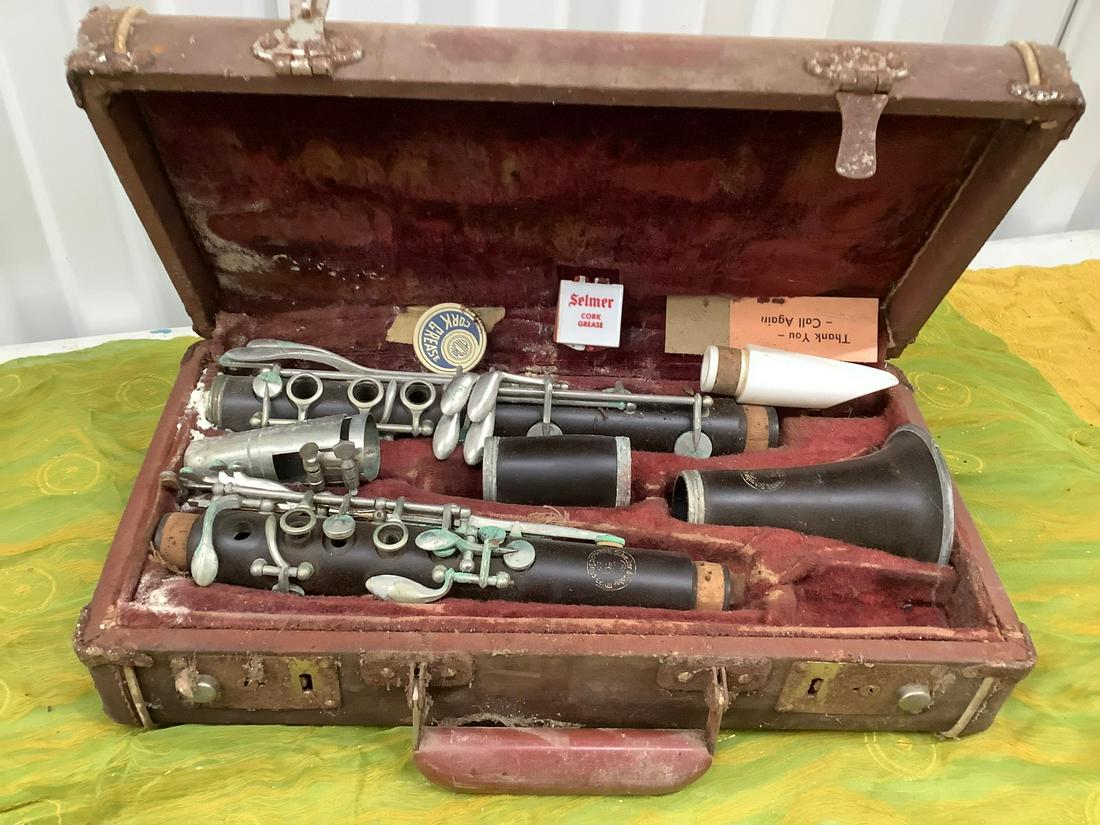 Vintage Schreiber & Sohne Clarinet in Case (1 of 1)