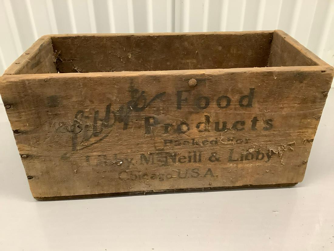 Vintage wood box "Libby's Food Product", Chicago, IL, 16x7.5x7.5 (1 of 1)