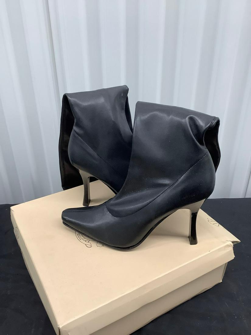 JLo Boots, size 10: JLo Boots, size 10