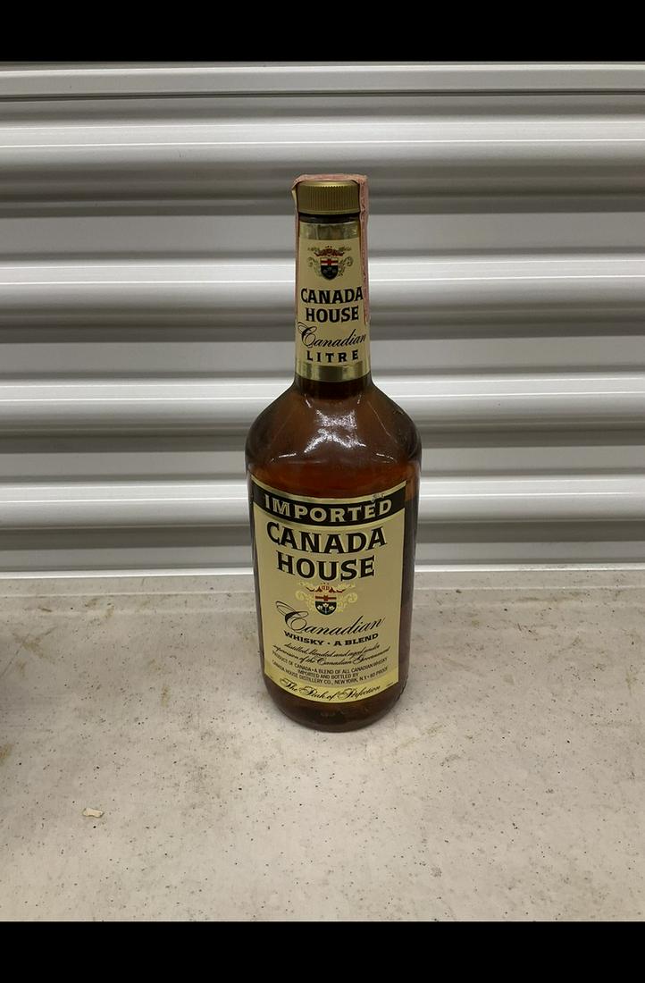 Canada House Whiskey A Blend 1 Liter Bottle (1 of 1)