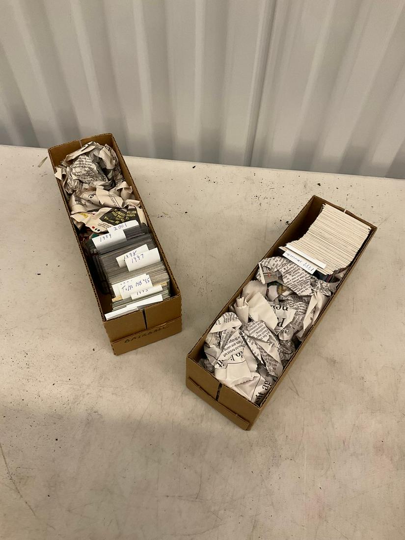 Lot of Baseball collectible cards (hologram and more) from 1990s-2000s (1 of 1)