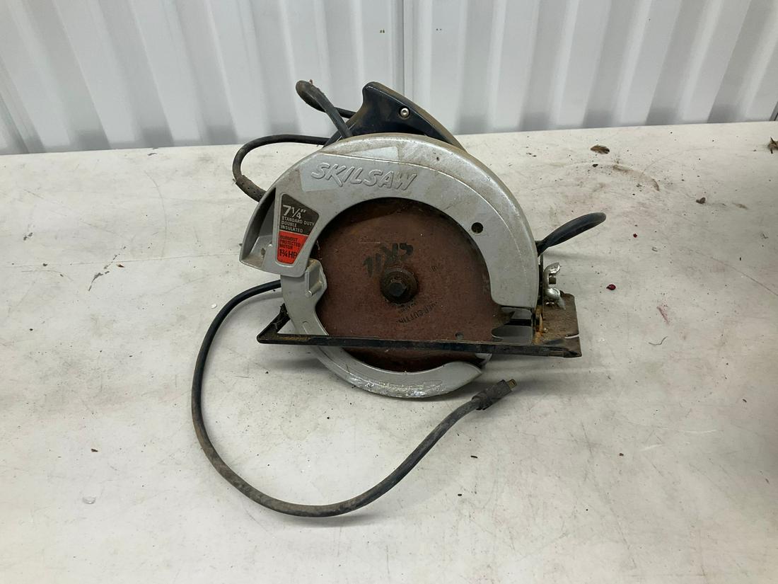 SkillSaw 7 1/4" Standard Duty saw with power cable (1 of 1)
