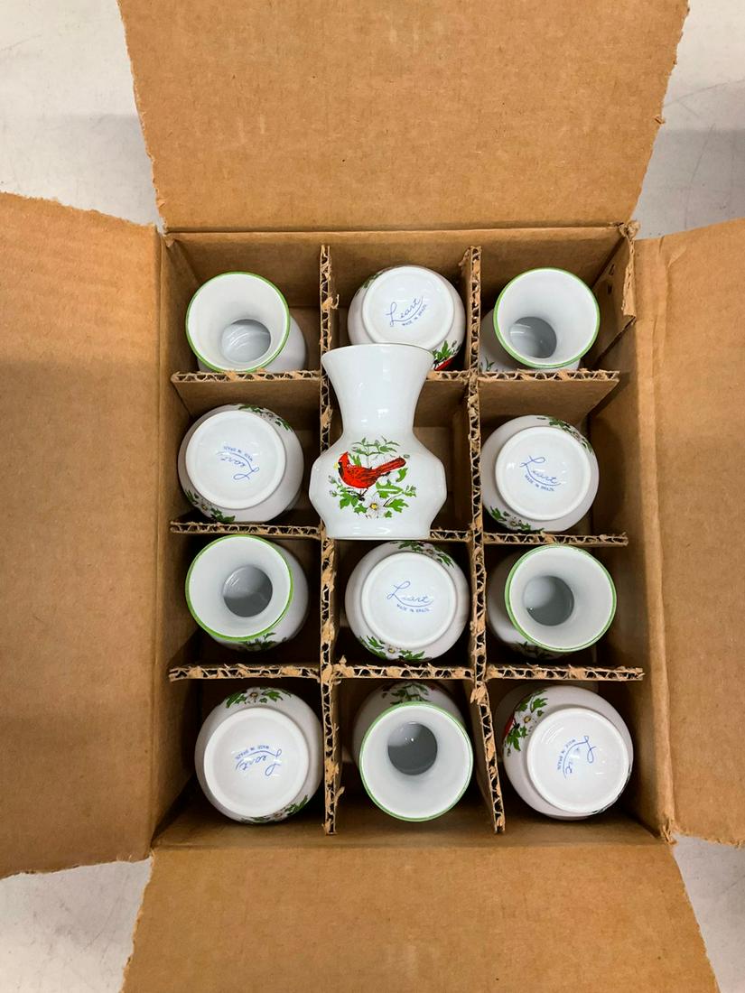 Large Lot of Mini Cardinal Vases: 3"
