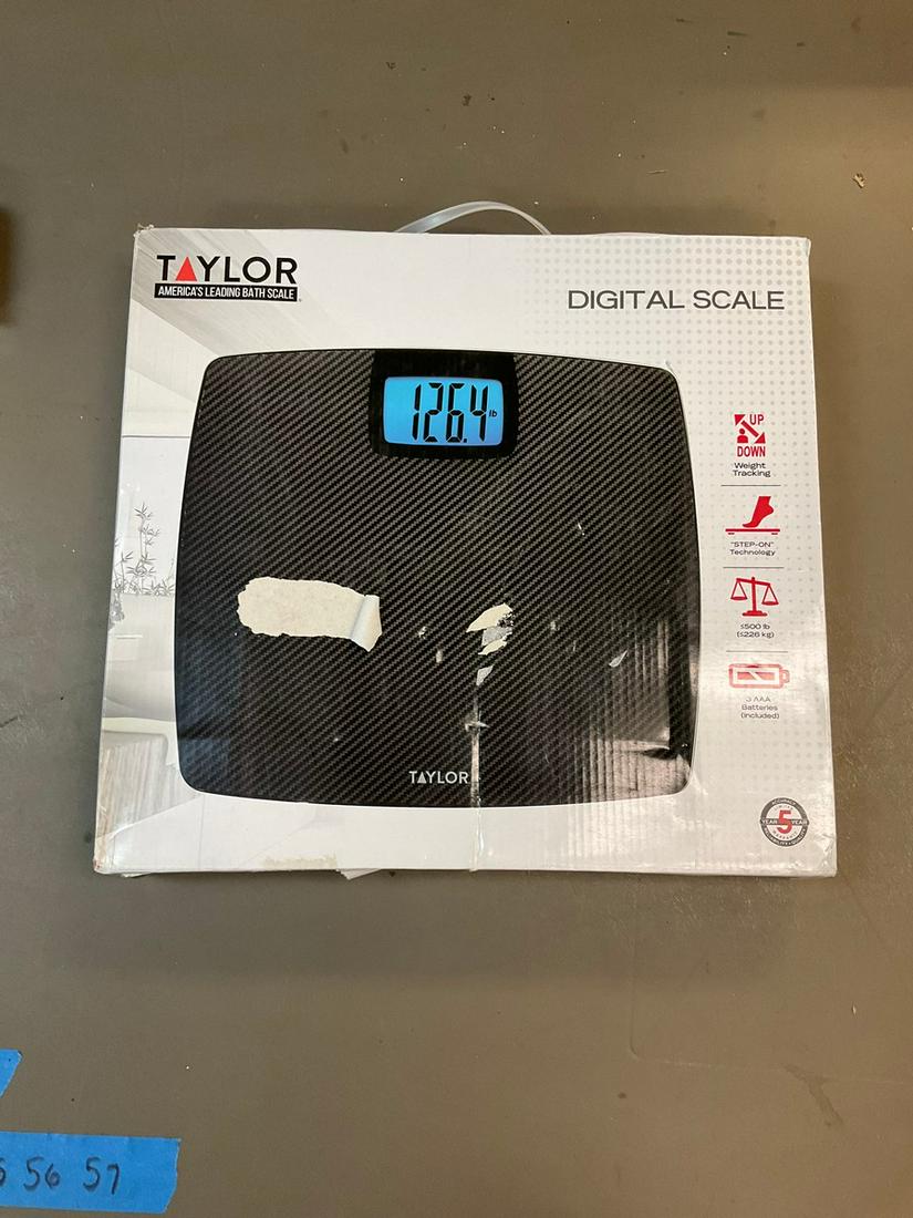 Taylor Americals Leading Bath Scale Digital Scale (1 of 1)