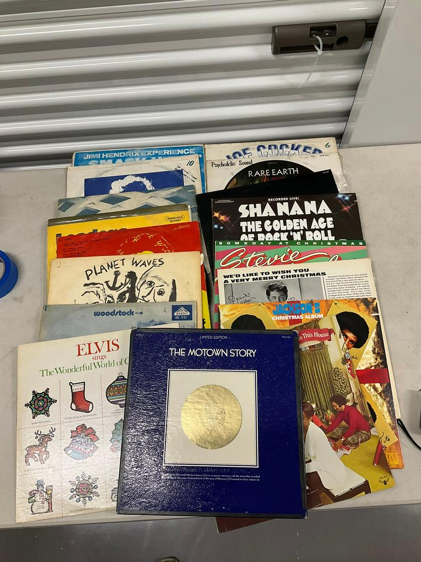 Lot of various records including, Jimi Hendrix experience, Stevie Wonder, Jackson 5 and more (1 of 1)