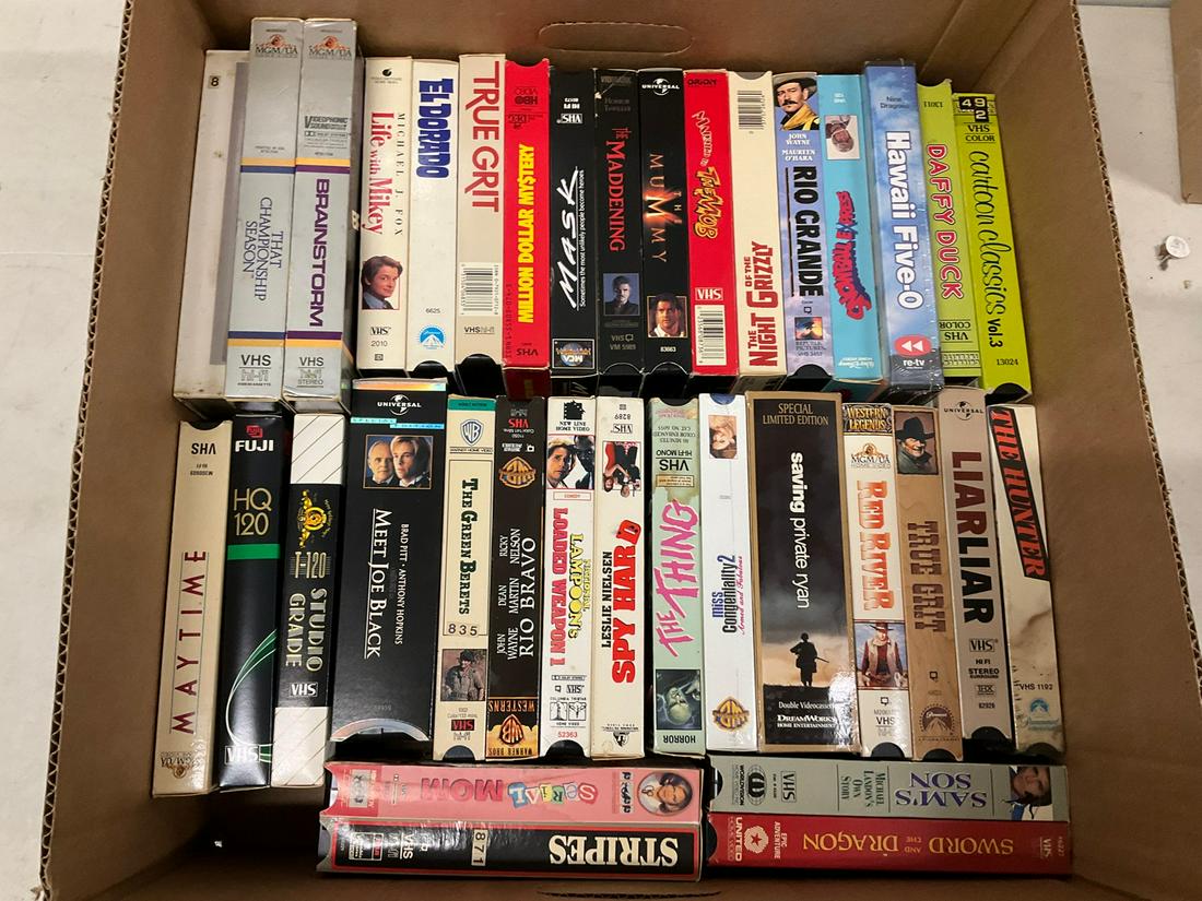 Large lof of VHS tapes including Hawaii Five'O, The Thing, El Dorado and more: Large lof of VHS tapes including Hawaii Five'O, The Thing, El Dorado and more